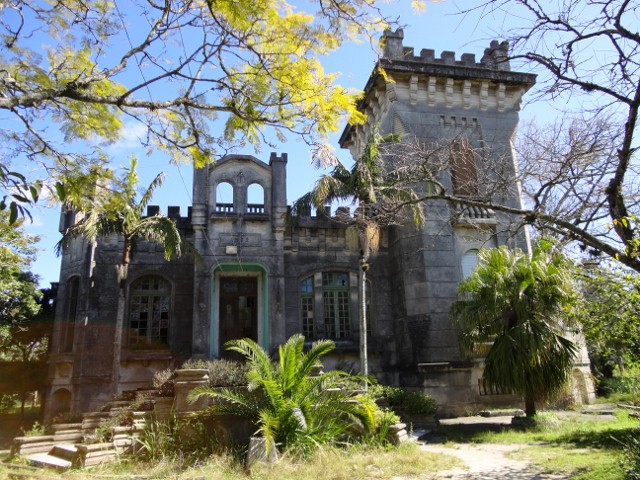 Conheça o Castelo Simões Lopes, em Pelotas