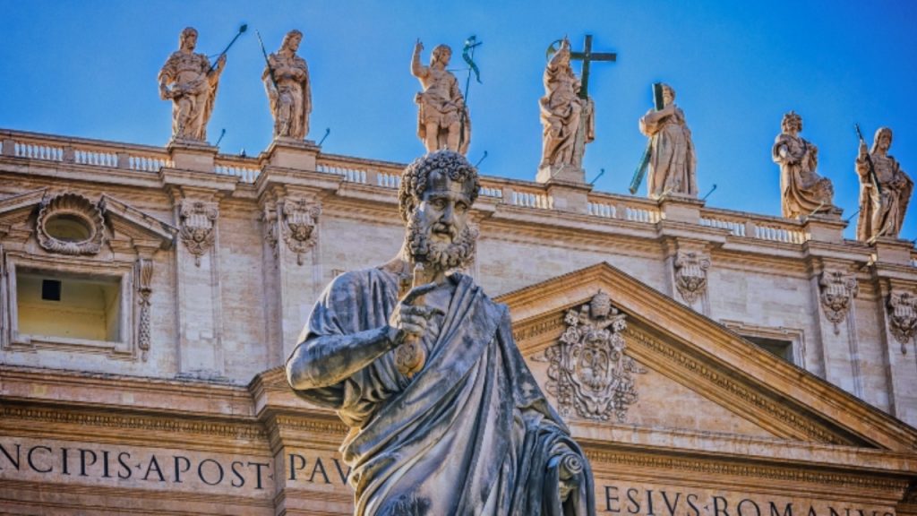 O 'Santo das chuvas' e 1º Papa: oração 7 chaves de São Pedro para abrir caminhos