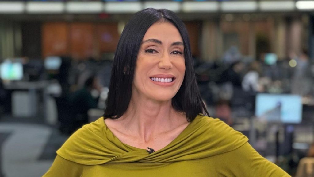 Após 12 anos, jornalista Michelle Barros deixa Rede Globo
