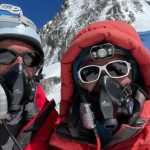 Paranaense se torna o brasileiro mais velho a chegar no topo do Everest