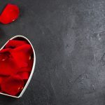 Paixão: 4 simpatias ciganas para atrair e fortalecer o amor