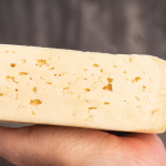 UFMG produz novo queijo capaz de prevenir problemas intestinais