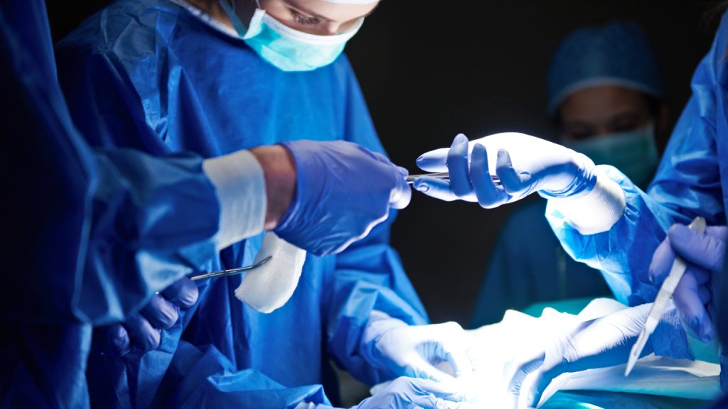 Por que fazer cirurgia plástica no frio é melhor? Cirurgião lista 6 motivos