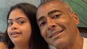 Portadora de Síndrome de Down, filha de Romário se declara para namorado