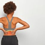 Dor nas costas: 10 atitudes que devemos seguir para proteger a coluna
