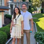 Filha de Marcos Mion viaja à Suíça para fazer internato de liderança e apresentador se orgulha