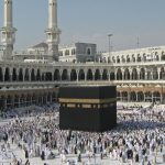 Partindo do Reino Unido, homem caminha 7 mil km para orar em Meca