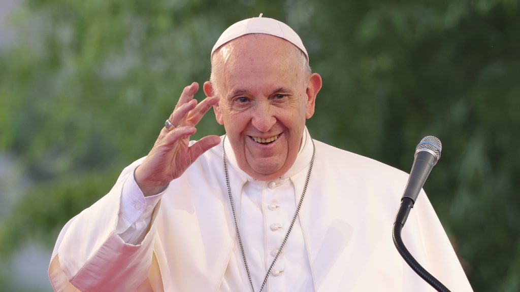 Pela primeira vez, Papa nomeará mulheres para conselho da Santa Fé