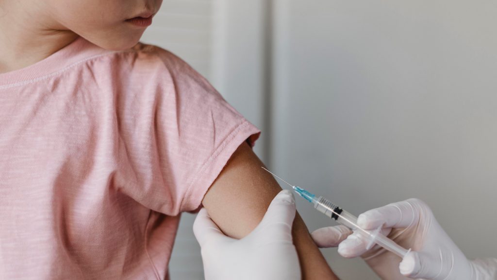 São Paulo vacinará contra covid crianças acima de 3 anos com comorbidades
