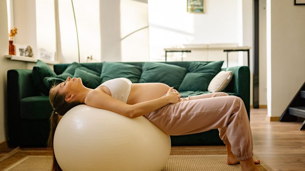 O que as gestantes precisam saber sobre saúde mental durante e após a gravidez?