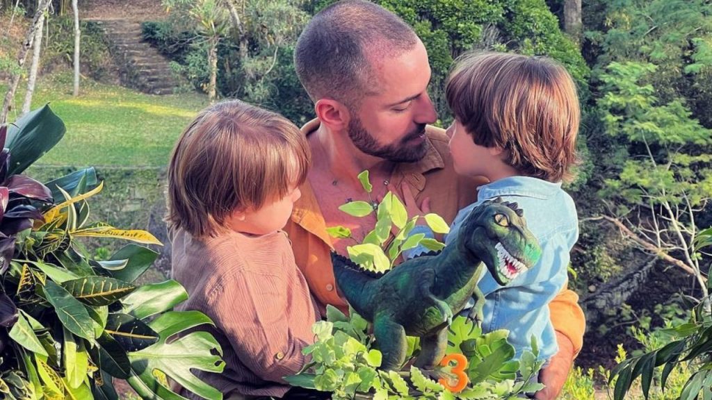 Thales Bretas fala sobre paternidade: "Me ensinou o amor"