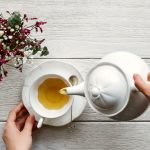 Tomar quatro doses do ‘chá da rainha’ reduz riscos de diabetes tipo 2