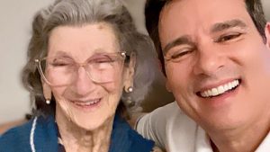 Celso Portiolli celebra 96 anos da mãe: "Grande benção de Deus"