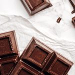 TPM: por que o chocolate é o queridinho das mulheres nessa fase?