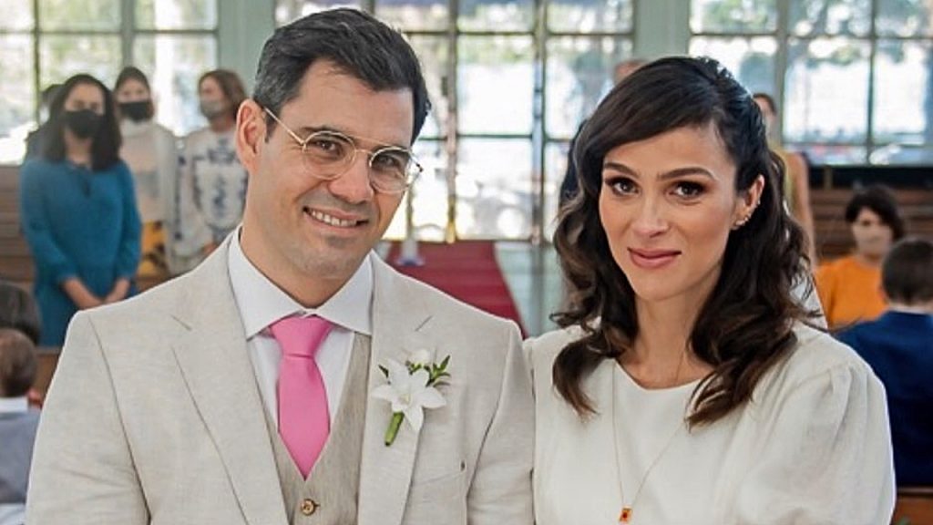 Juliano e Leticia Cazarré completam 11 anos de união: "Encontro dos corações"