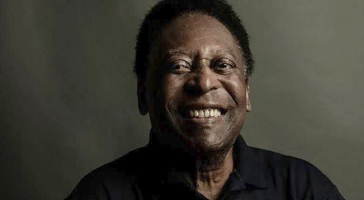 "A torcida nos uniu", diz Pelé em carta aberta após final da Copa do Mundo