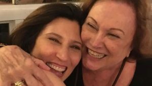 Beth Goulart transforma saudade da mãe em motivação: "Me peguei sorrindo"