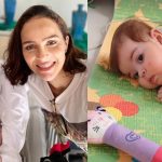 Emocionada, Leticia Cazarré celebra 1ª vez de filha Maria Guilhermina no chão
