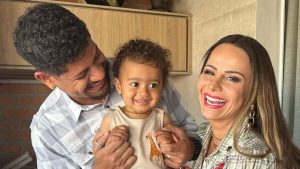 Viviane Araújo celebra último mêsversário de filho, Joaquim