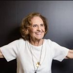 Atriz Laura Cardoso completa 96 anos esbanjando vitalidade: "Rainha brasileira"