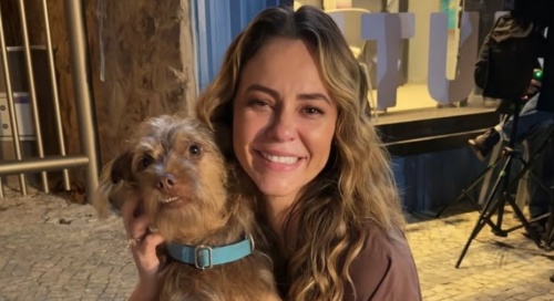 Paolla Oliveira com Maradona 